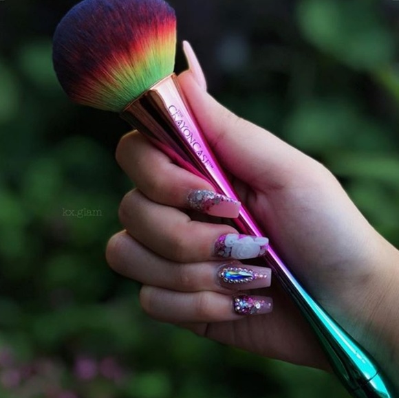 *NOT FOR SALE* The Crayon Case Judy Brush - Picture 4 of 4